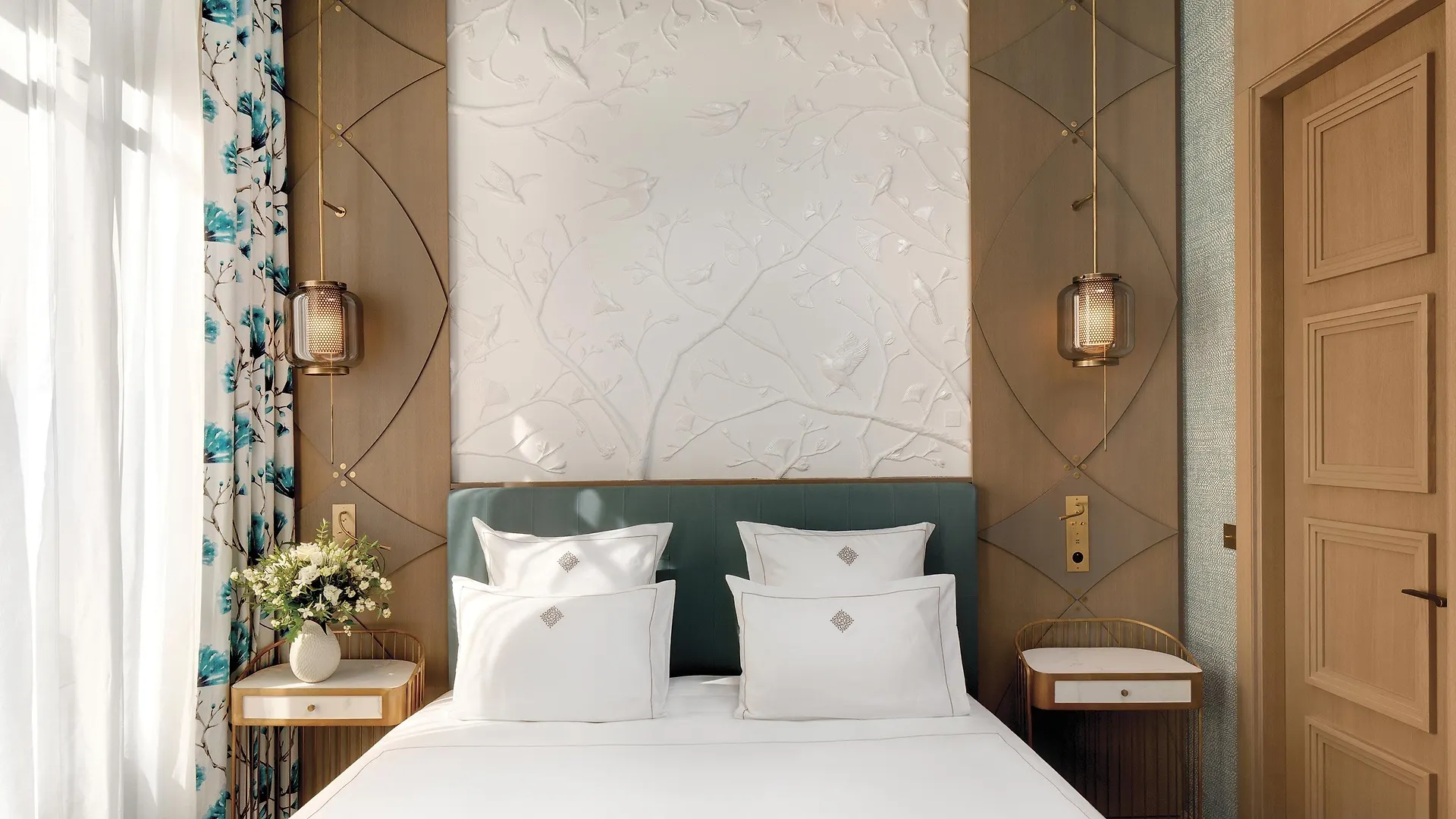 La Demeure Montaigne Hotel Paris 5*,  France