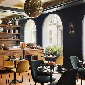 New Republique - Ex Albert's Hotel