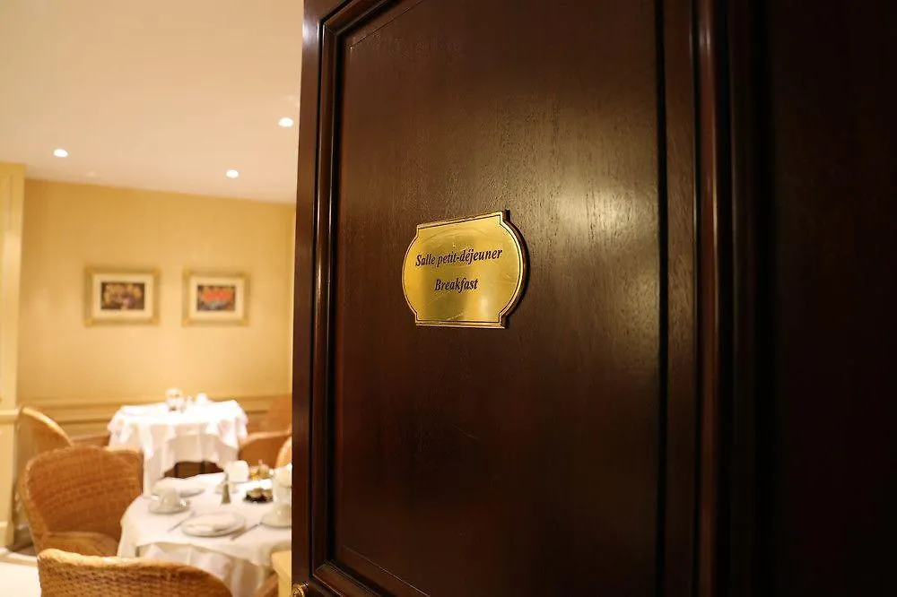 La Demeure Montaigne Hotel Paris 5*,