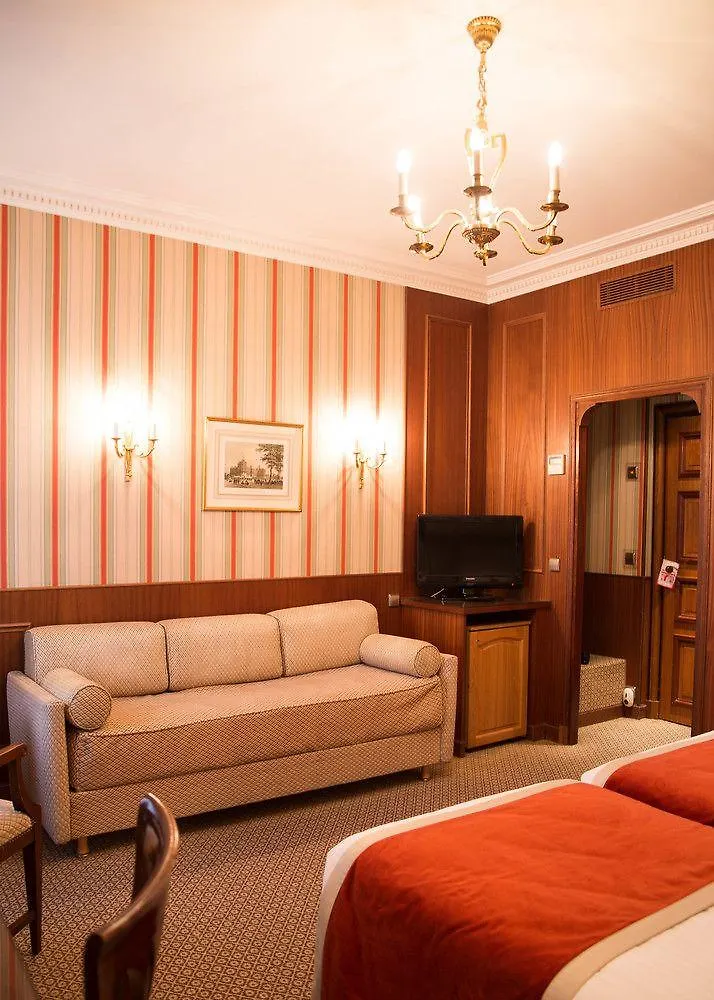 La Demeure Montaigne Hotel Paris 5*,  France