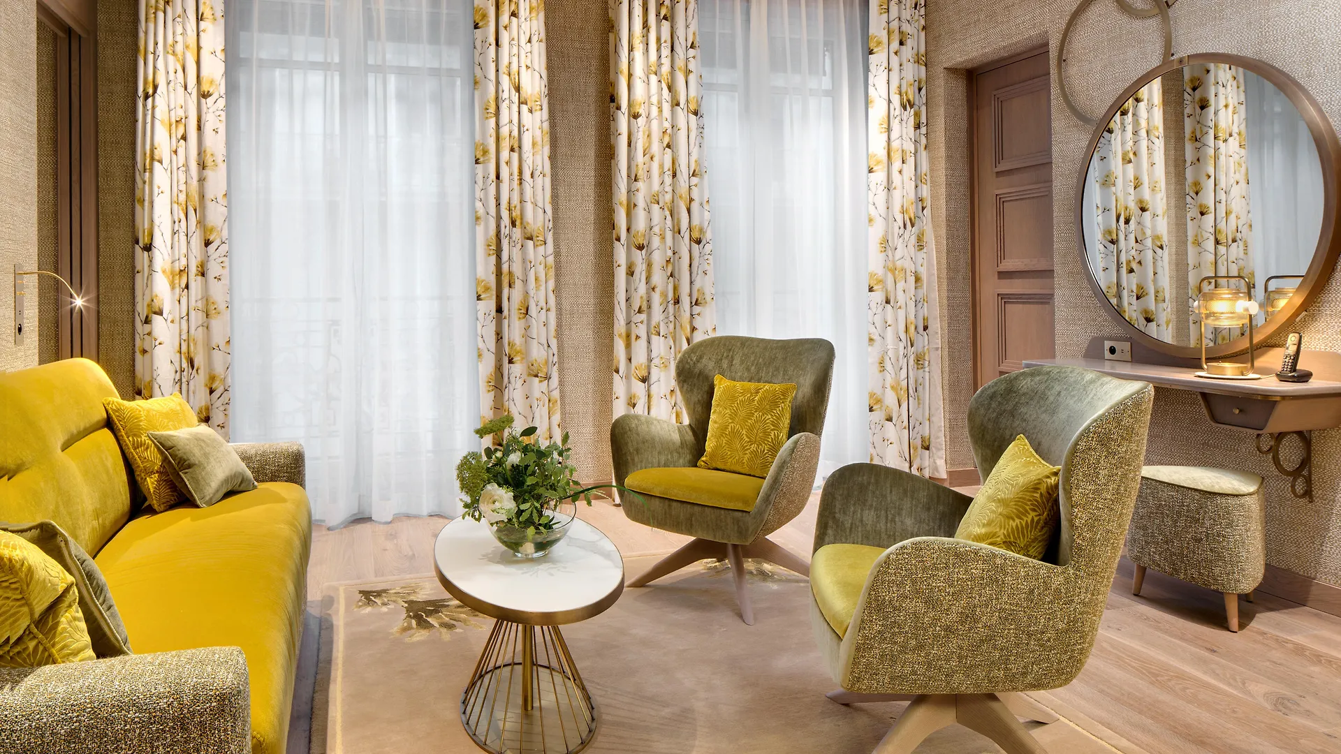 La Demeure Montaigne Hotel Paris