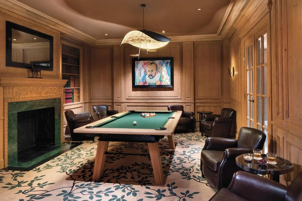 La Demeure Montaigne Hotel Paris 5*,
