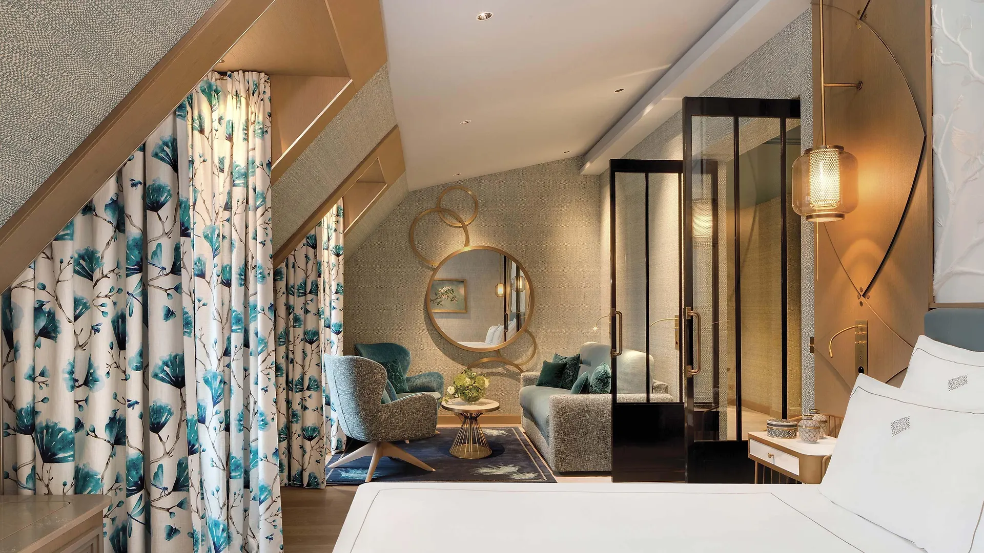 Hotel La Demeure Montaigne Parigi